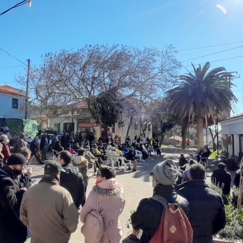 Ενημερωτική εκδήλωση στην πλατεία Ερεσού.