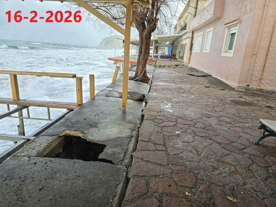 Σκάλα Ερεσού εκτεθειμένη στην διάβρωση και την αδιαφορία της Δημοτικής Αρχής.